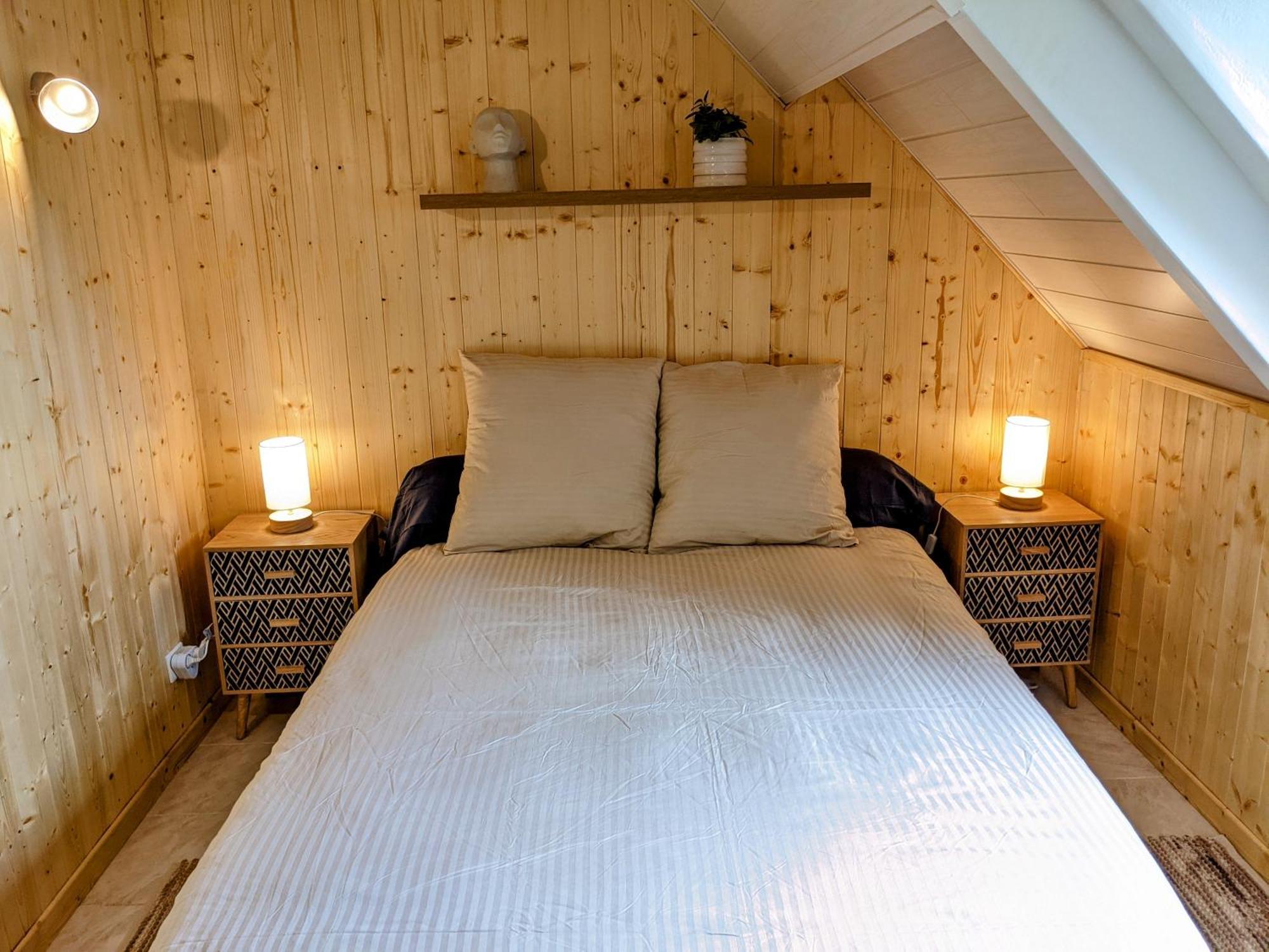 La Bigourdane Grand Gite Confortable & Spa Campan Exterior photo
